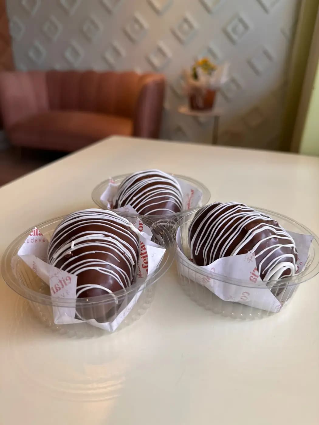 Bombons artesanais de chocolate Manu Mazuti